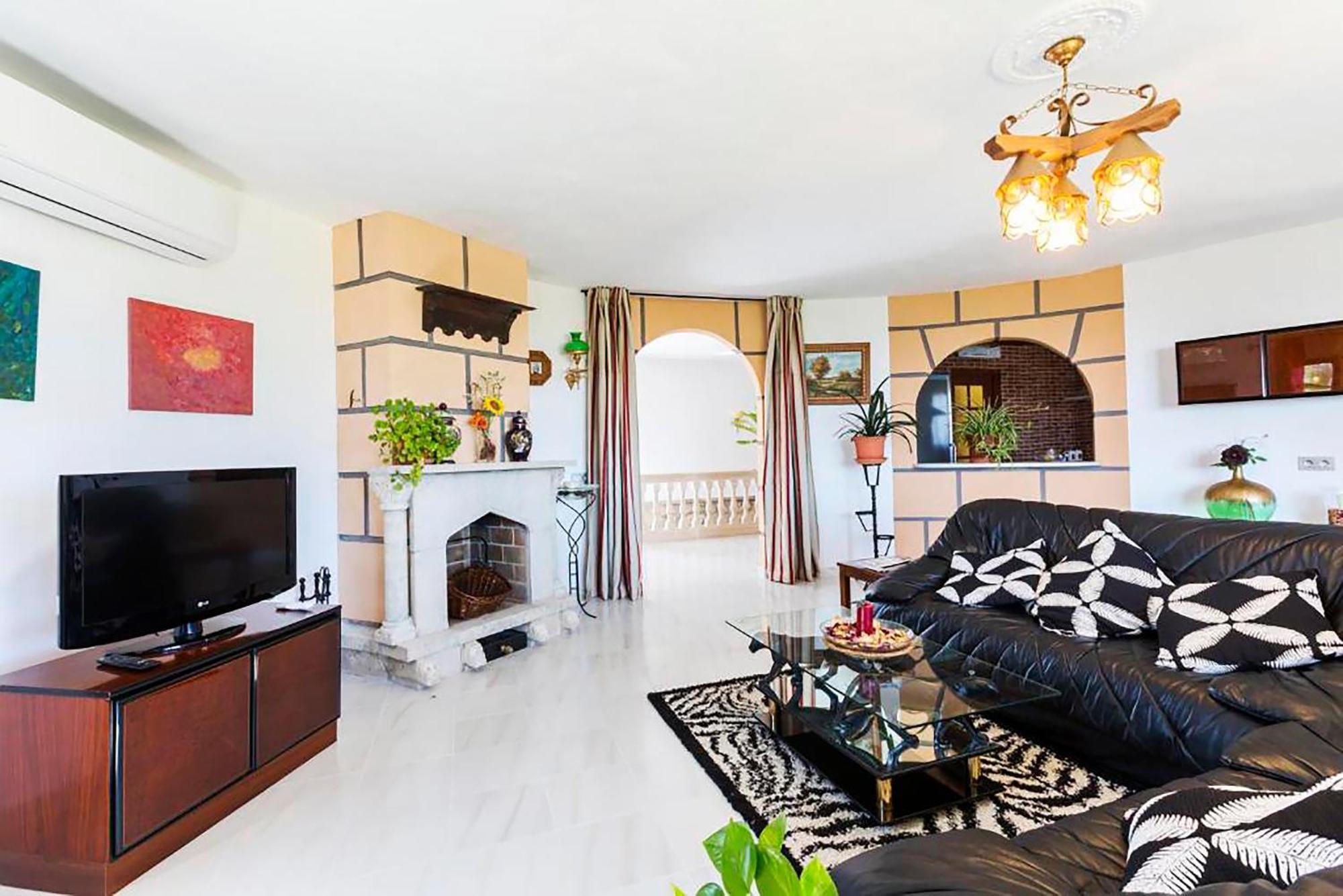 Villa Castell Bohio